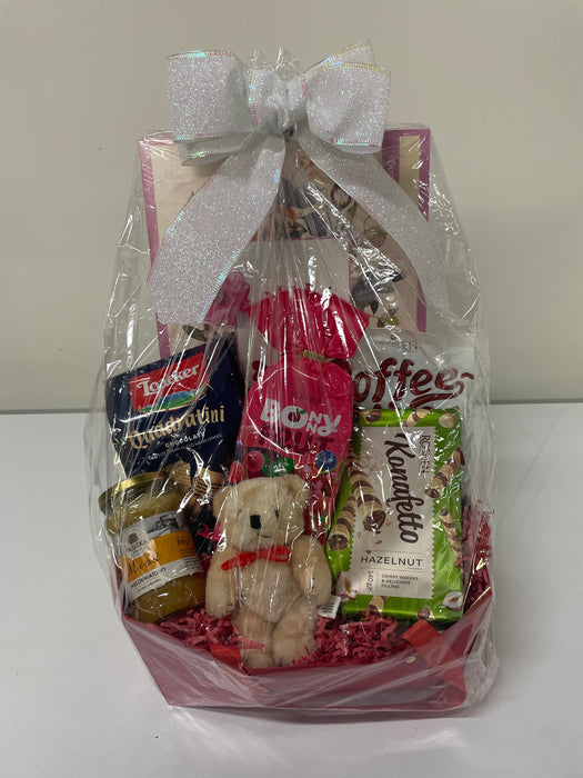 Gift basket red